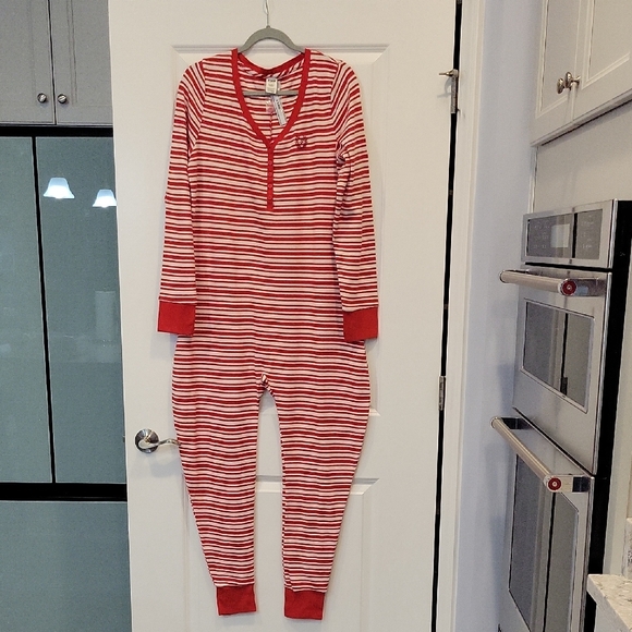 PINK Victoria's Secret Red Striped One Piece Thermal Onesie Pajama XL NWT - Picture 4 of 10